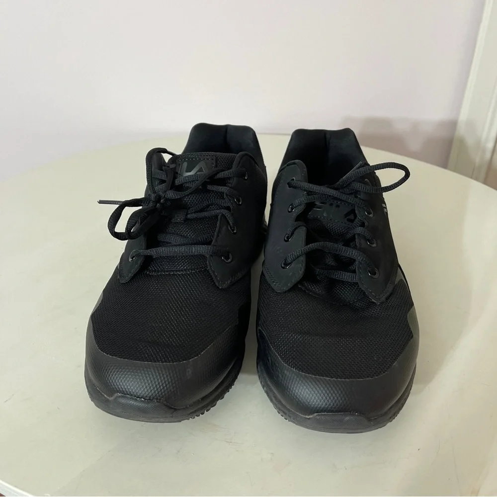Fila memory foam sneakers